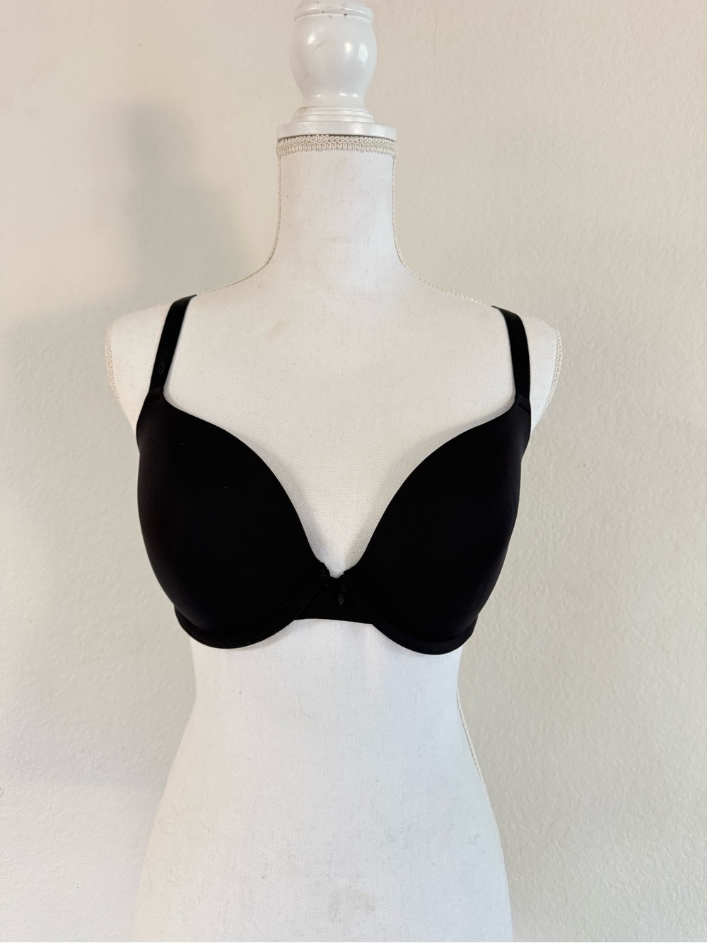 Aerie 32 DDD Black padded t-shirt bra